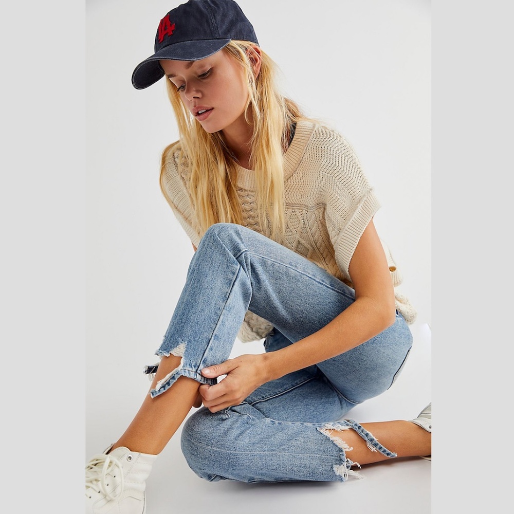 BlankNYC Madison crop high rise ankle shred jeans